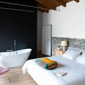 Habitación en casa particular Kh Lezama Suites, Breakfast & Laundry, Lezama (Biscay)