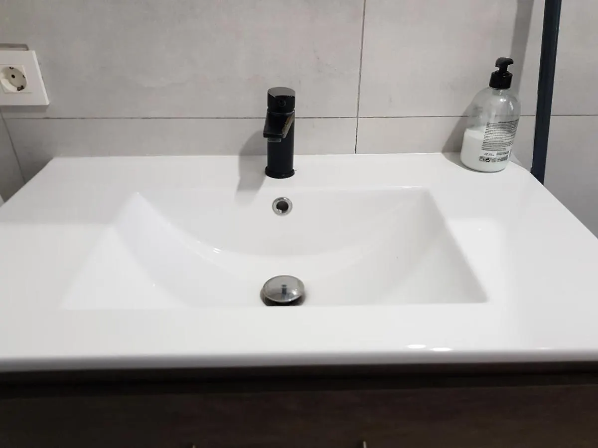 Homestay Tuul Etxea Apartment Galdakao