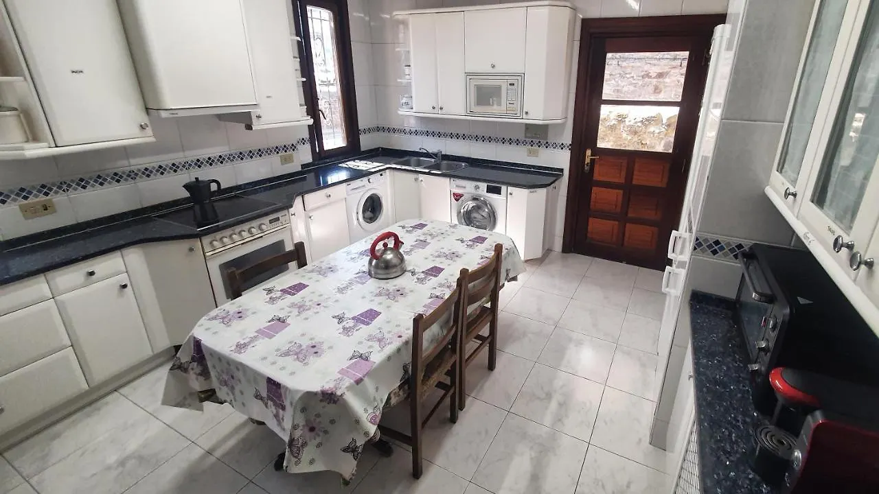 Tuul Etxea Apartment Galdakao Homestay